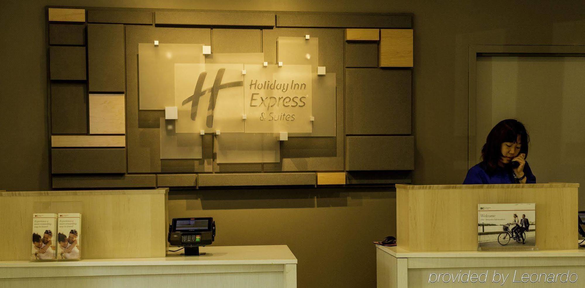 Holiday Inn Express St. Petersburg North / I-275 By Ihg Extérieur photo